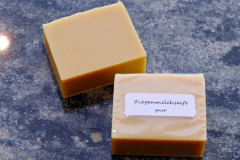 Ziegenmilch pur